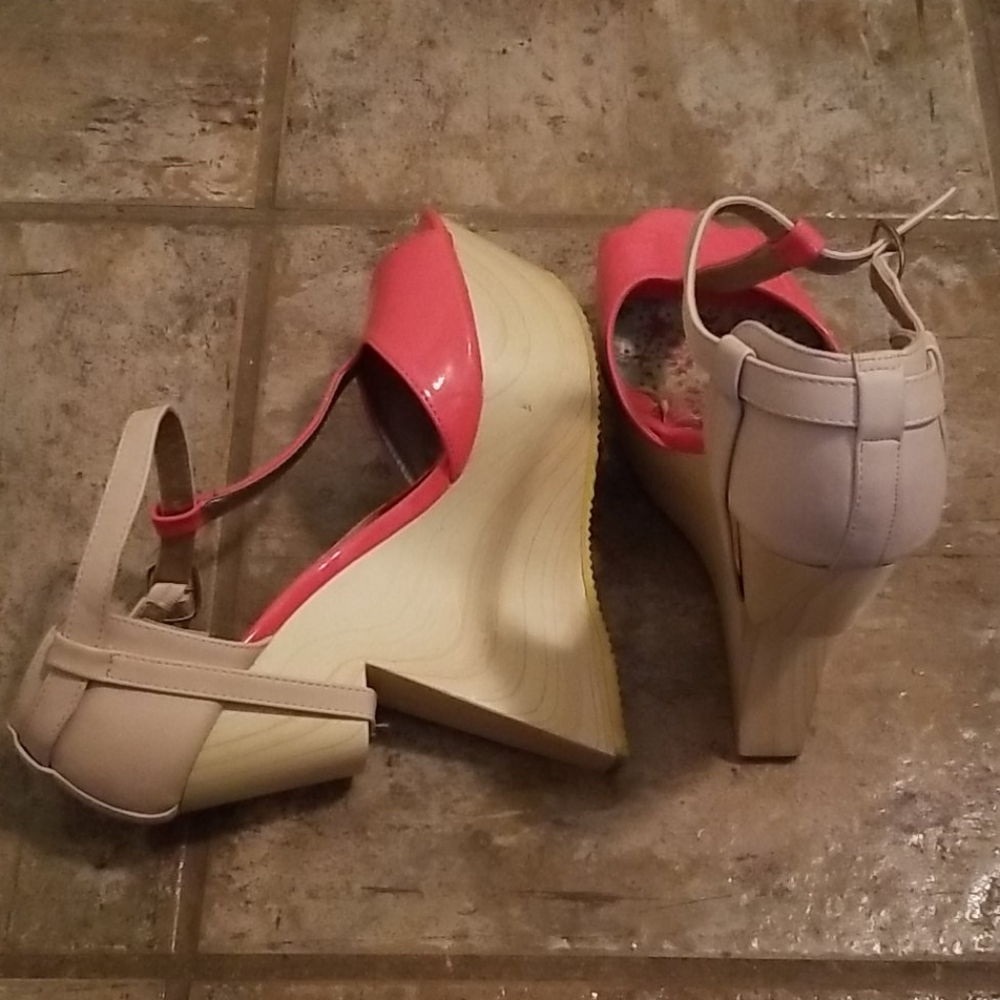 Shoes - Picture 3 of 3